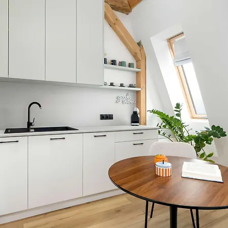 Przytulne W Poznaniu Z Klimatyzacja By Renters Apartamento Poznań